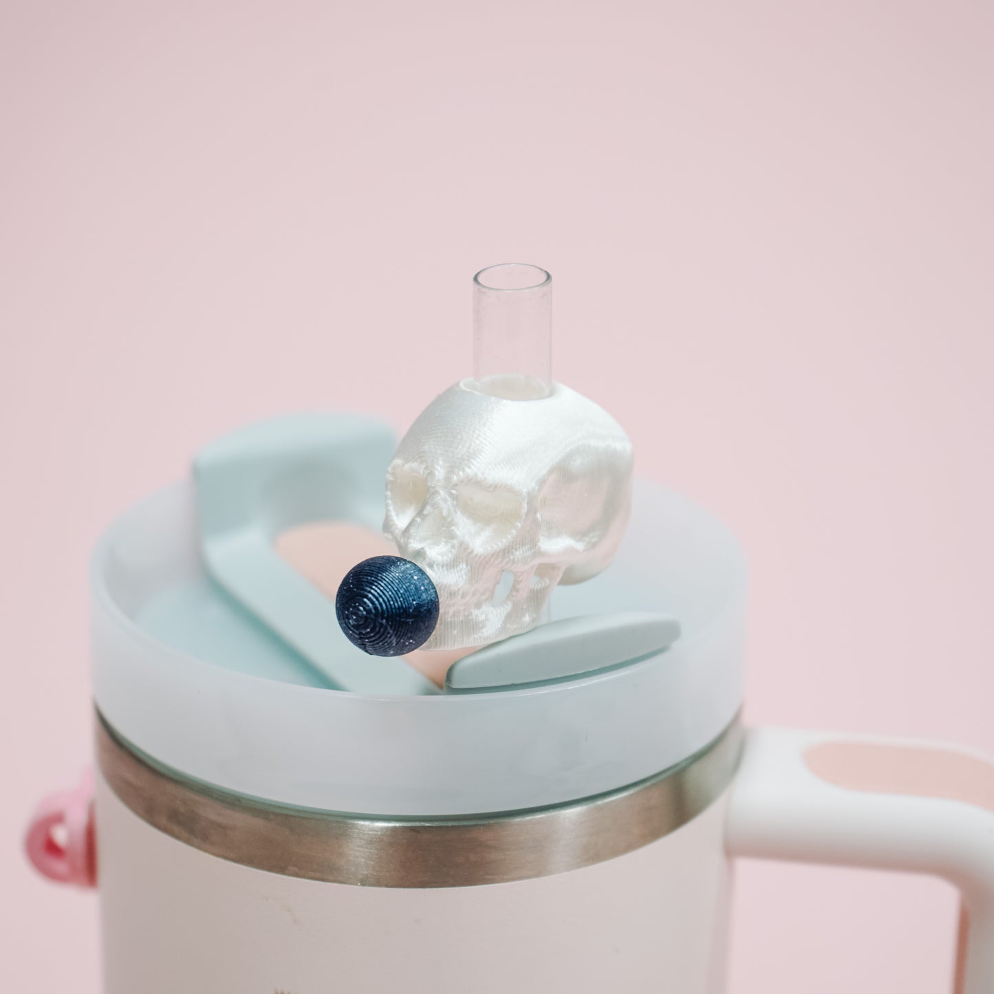 Bubblegum Skull Straw Charm