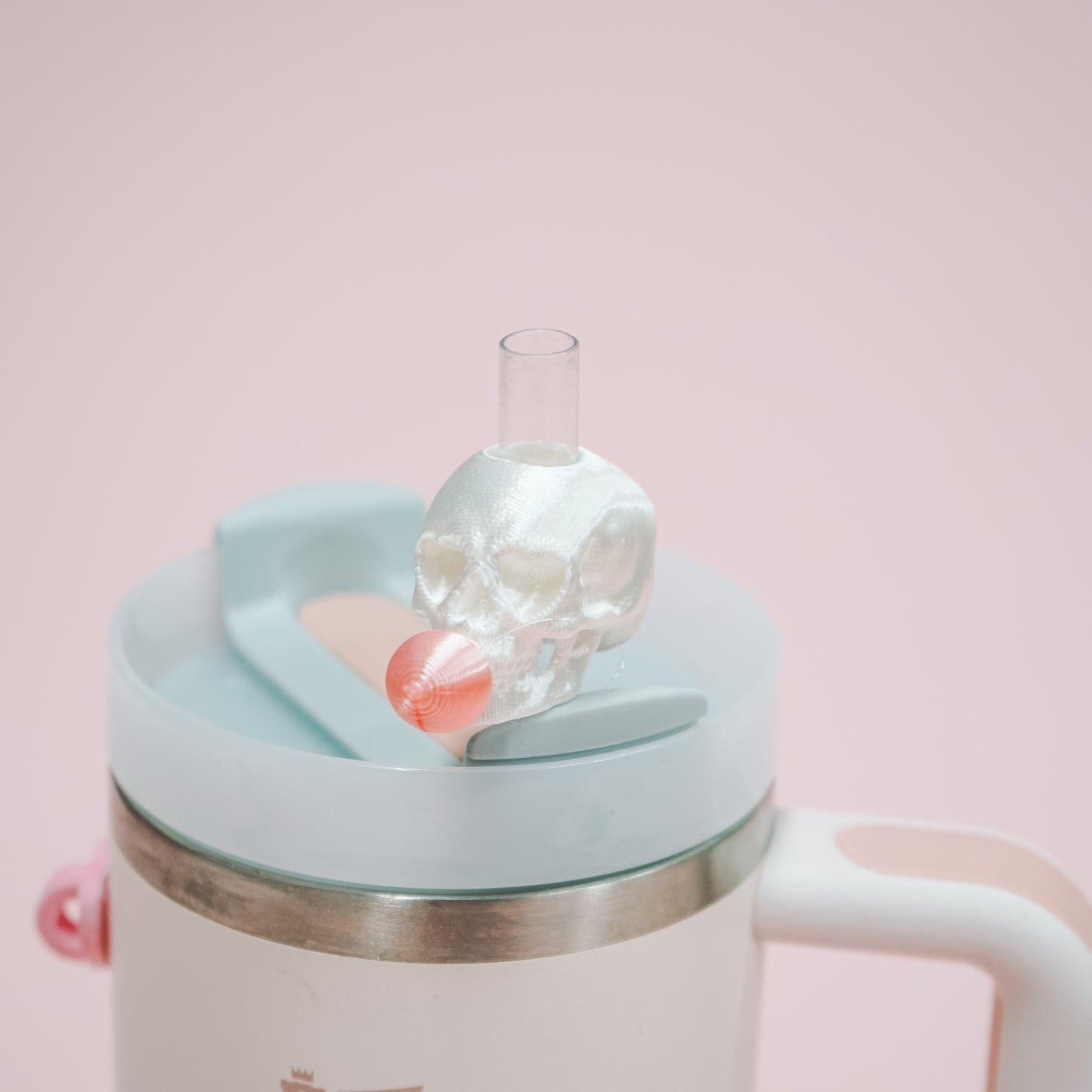 Bubblegum Skull Straw Charm