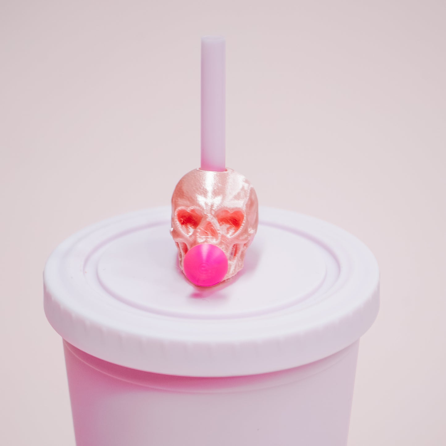 Bubblegum Skull Straw Charm