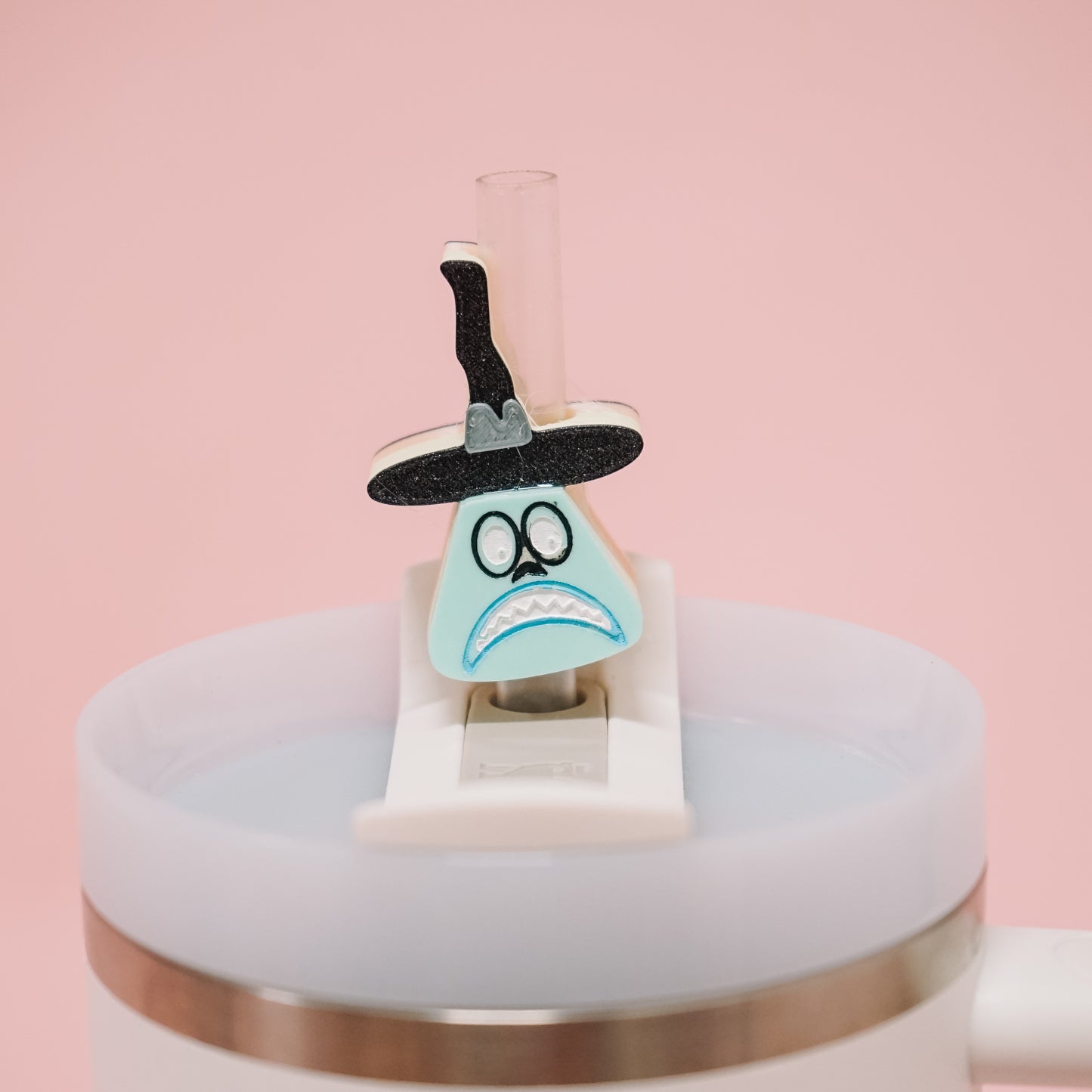 Mayor Straw Charm