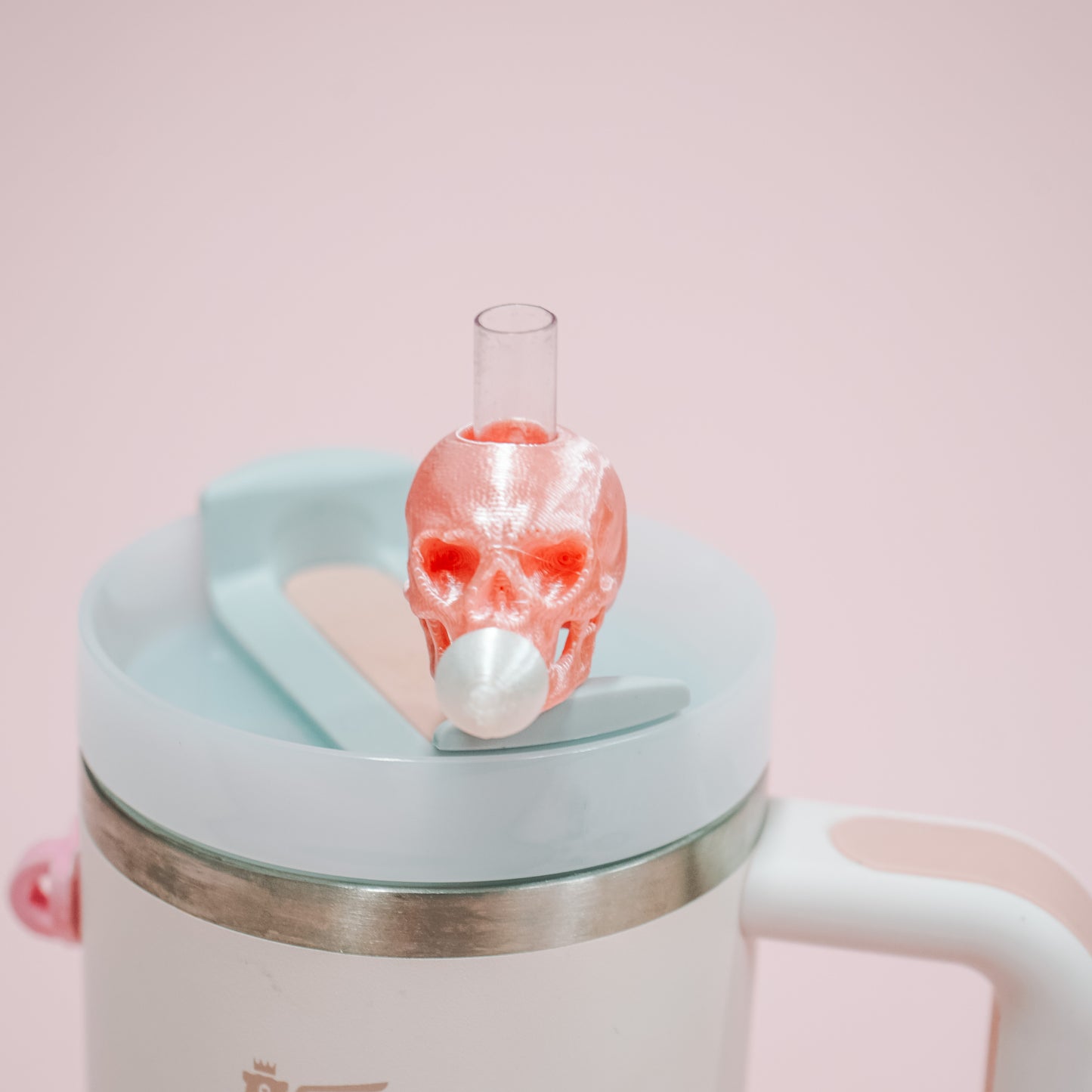 Bubblegum Skull Straw Charm