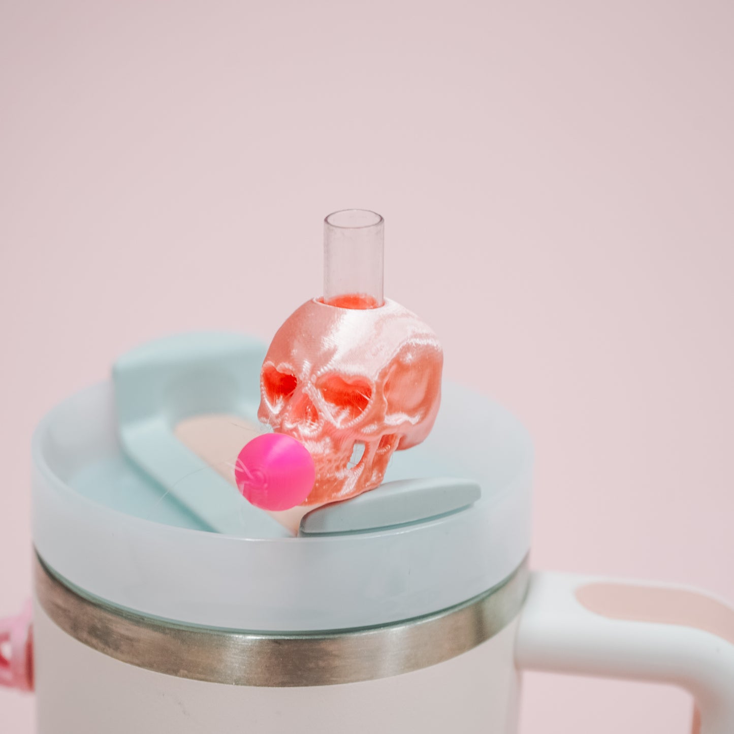 Bubblegum Skull Straw Charm
