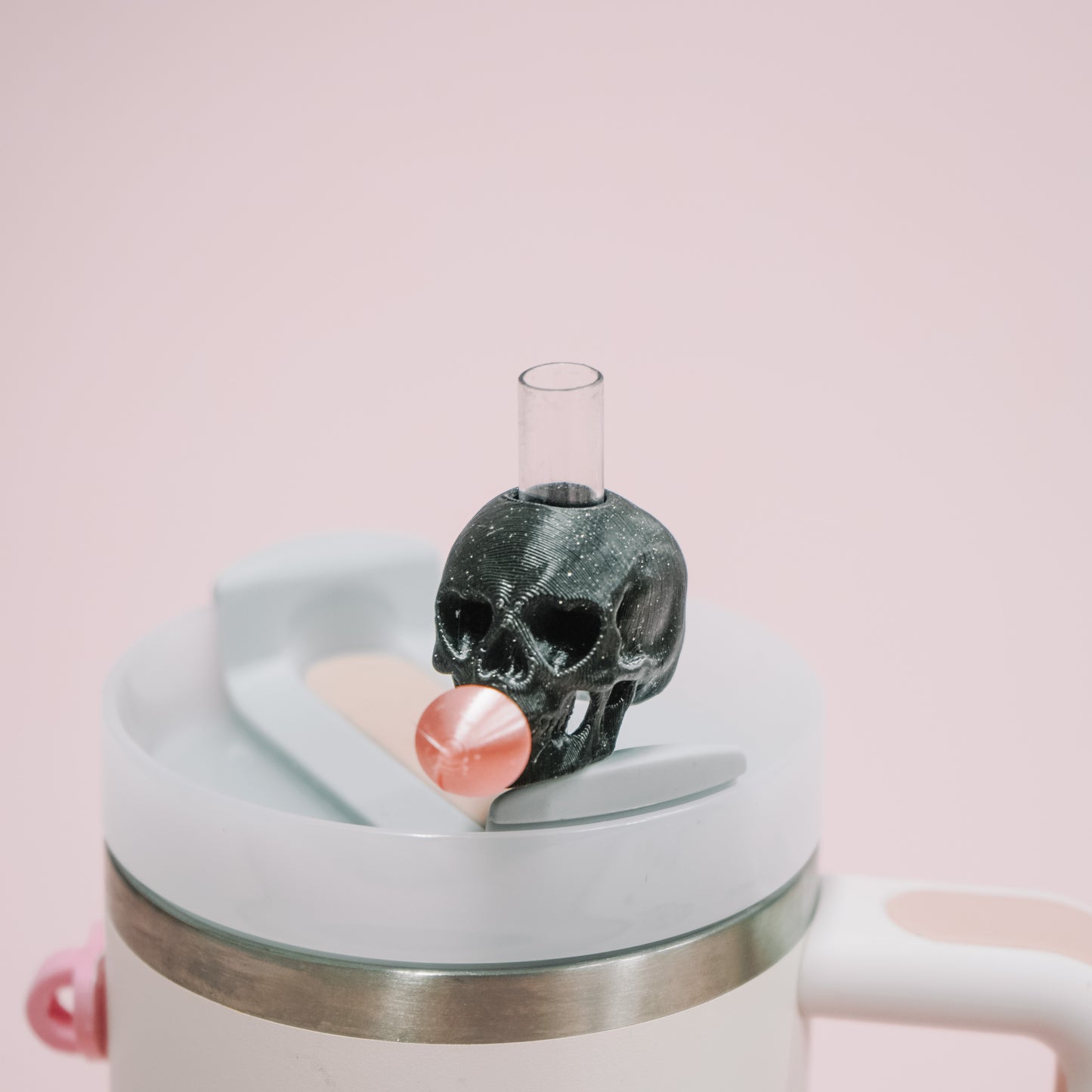 Bubblegum Skull Straw Charm