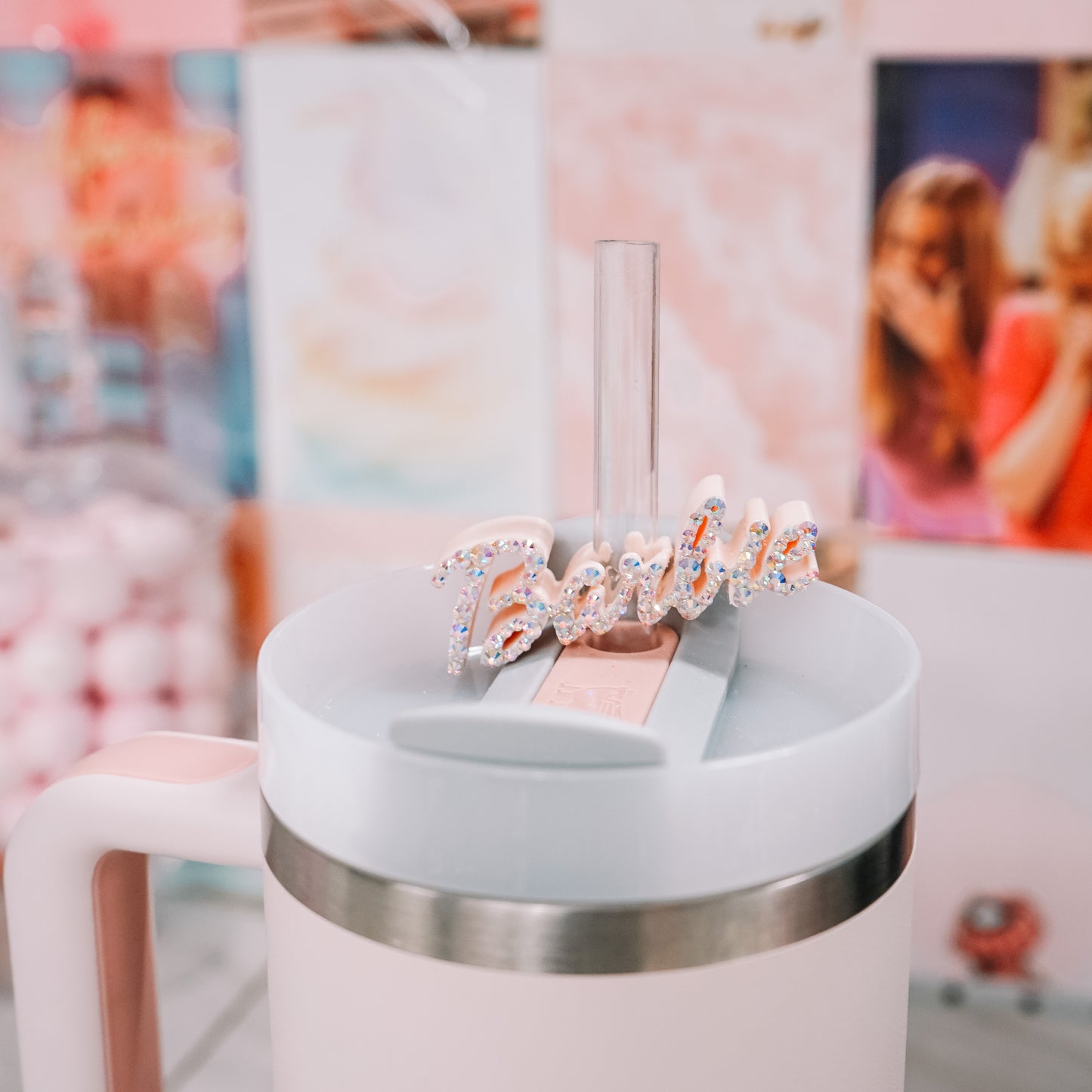Icon Straw Charm