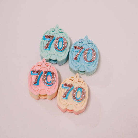 70th Straw Charm