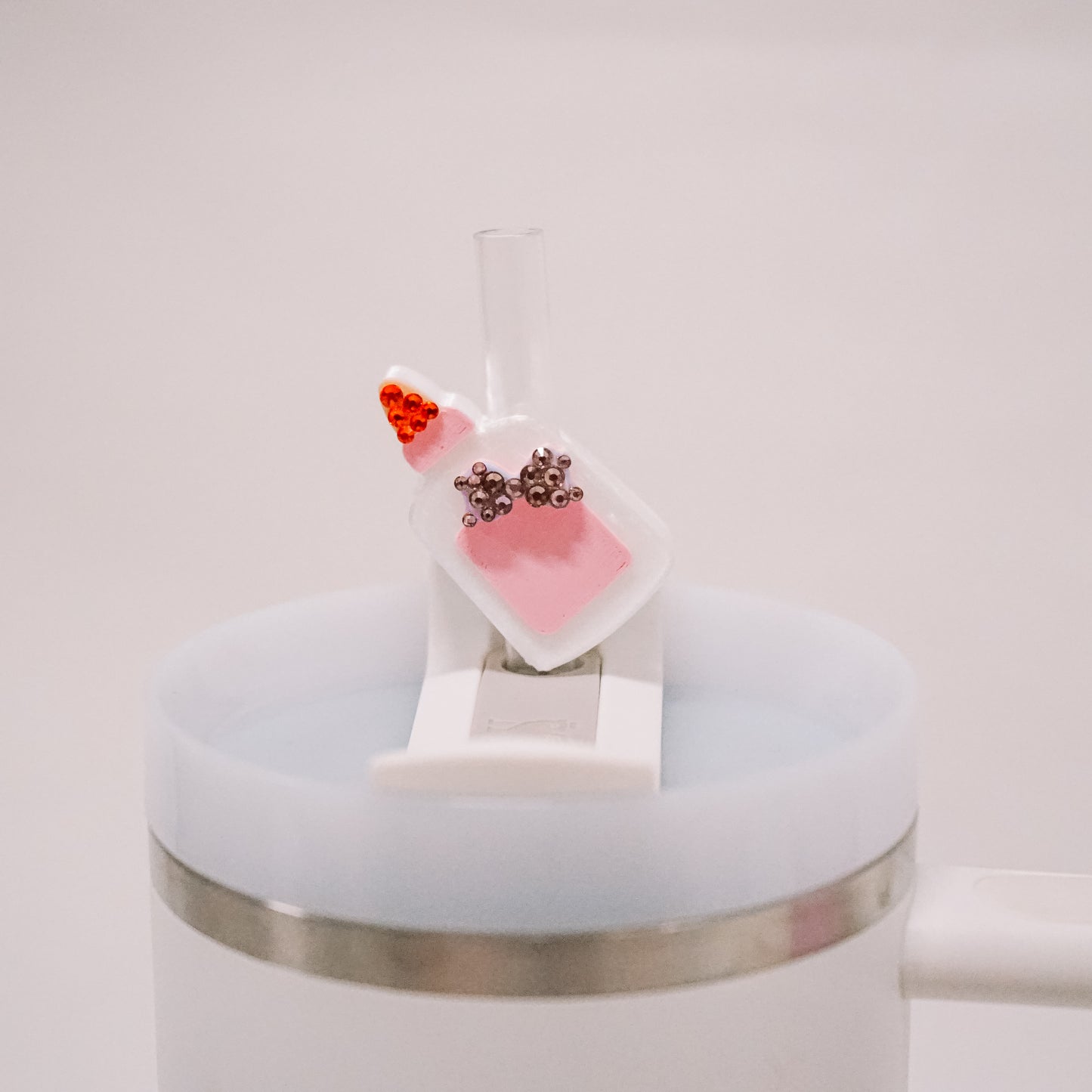 Glue Straw Charm