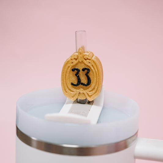 33 Straw Charm