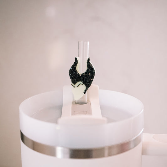 Queen Mal Straw Charm