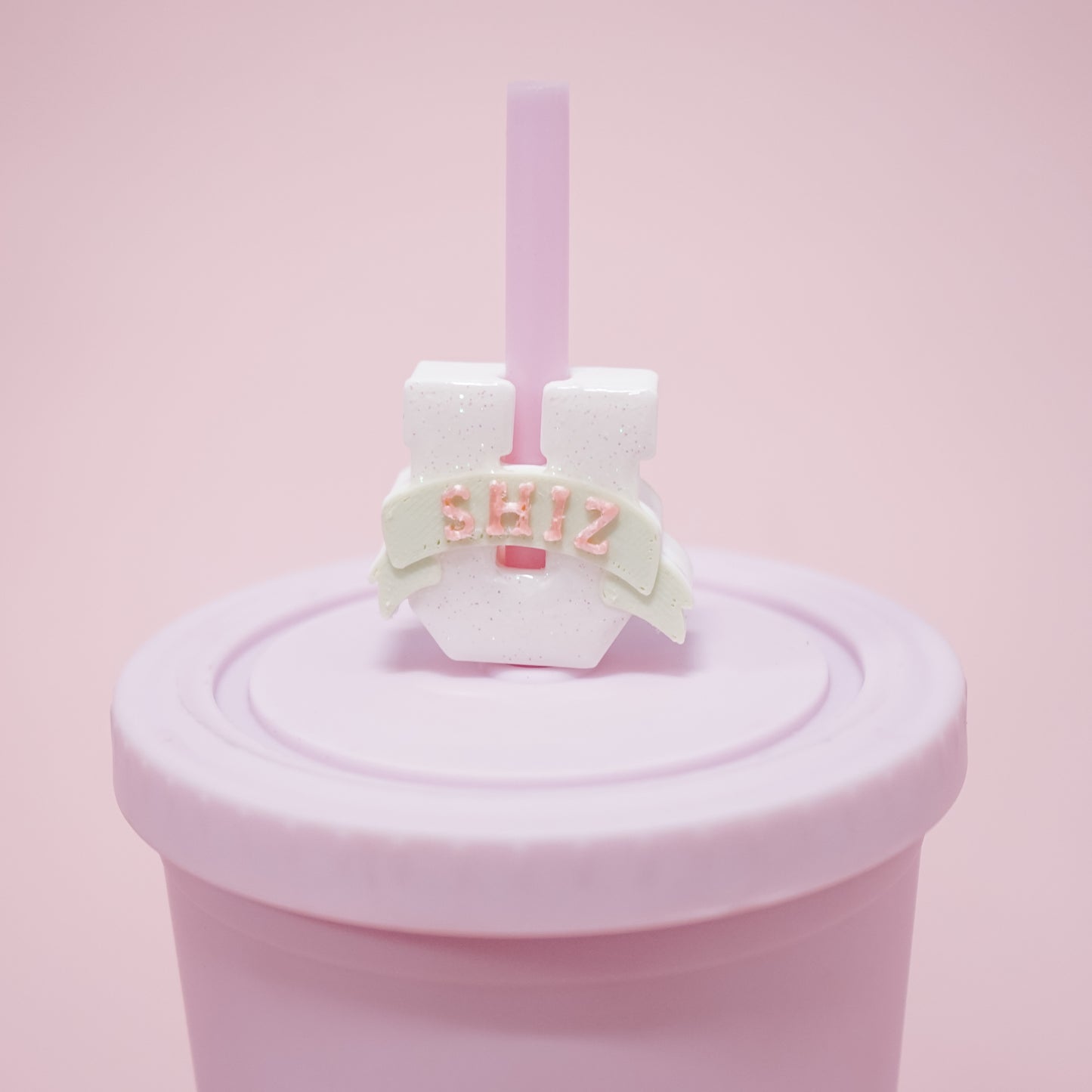 Shiz Straw Charm