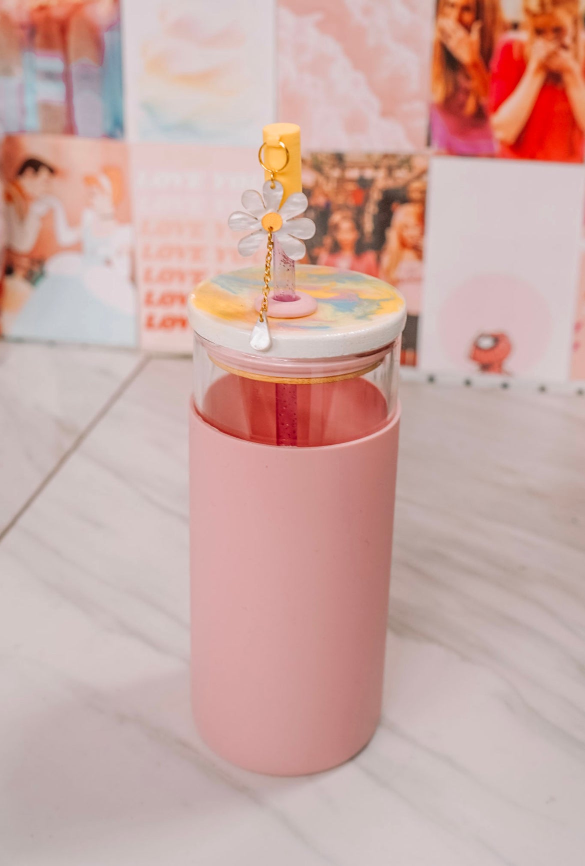 Daisy Charmed Straw Cover